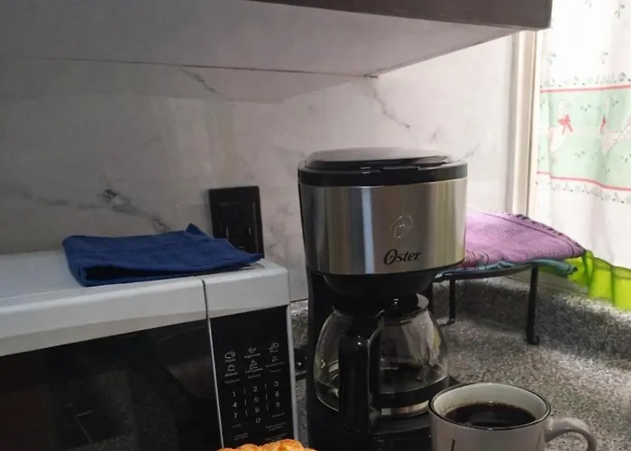 Spacious 2br & Parking Great Value Apartment