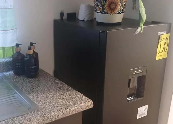 Spacious 2br & Parking Great Value Apartment *